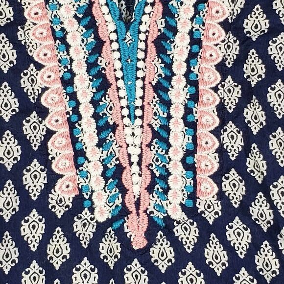 Talbots Tunic Top Size Medium Women’s Popover Blouse Cotton Embroidered LS - Picture 4 of 11